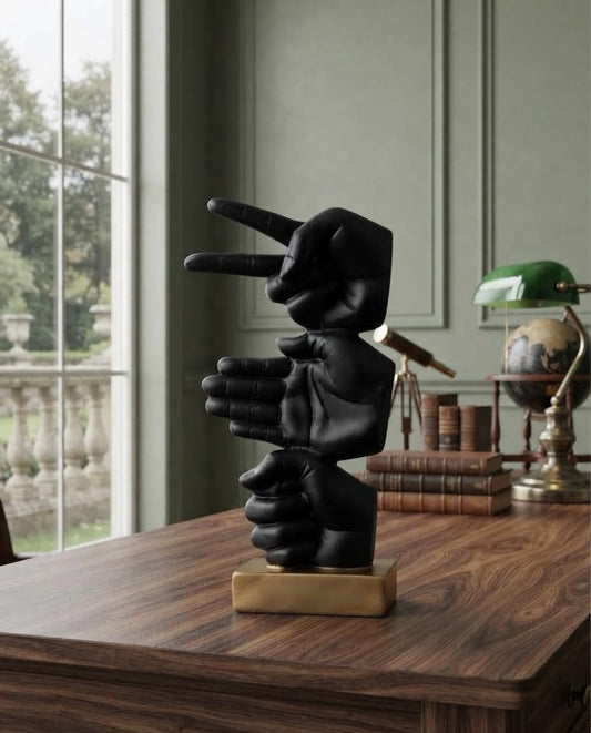 Abstract Helping Hands Sculpture – Premium Black & Gold Décor